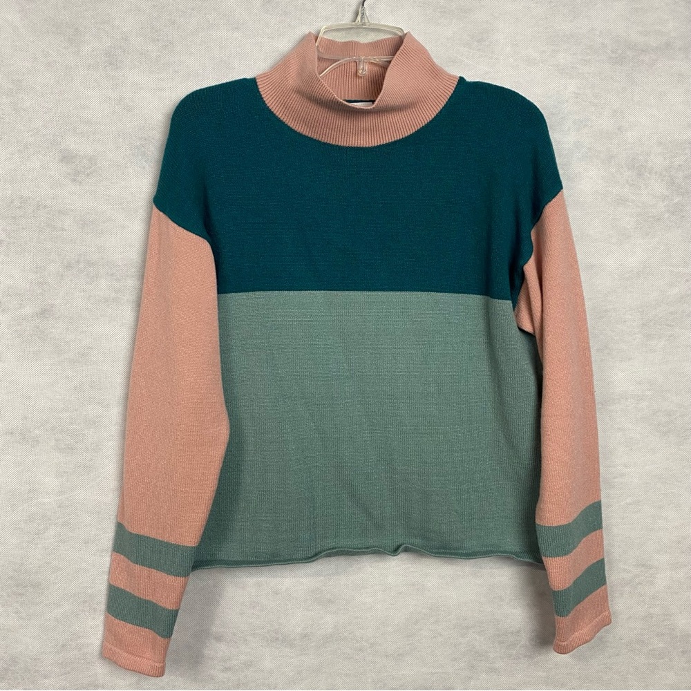 Colorblock mock neck Sweater